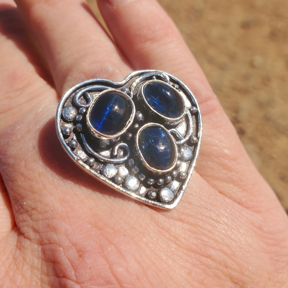 New Amazing Blue Kyanite Heart Shaped 925 Silver Ring. - Picture 12 of 16